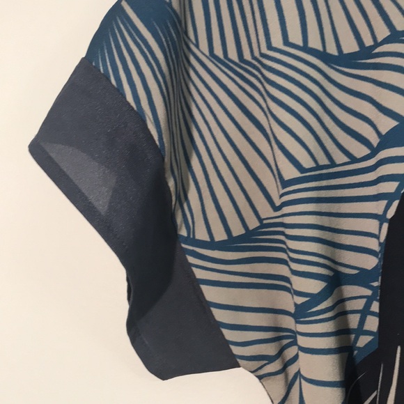 Patterned dress - Picture 6 of 6